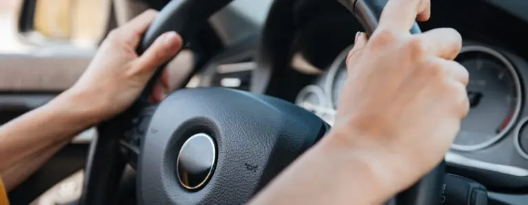 Auto or manual? We offer the choice to get you on the road to your licence